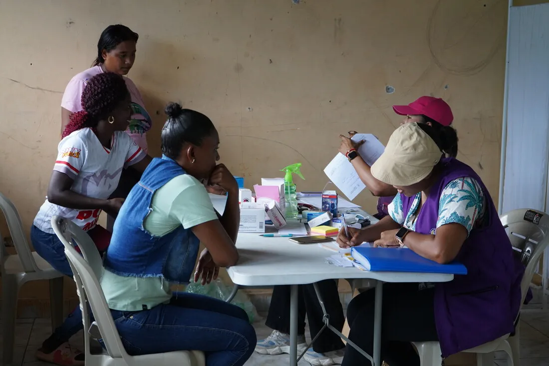 Local women leaders plan for recovery in Ecuador after an oil spill in 2025.